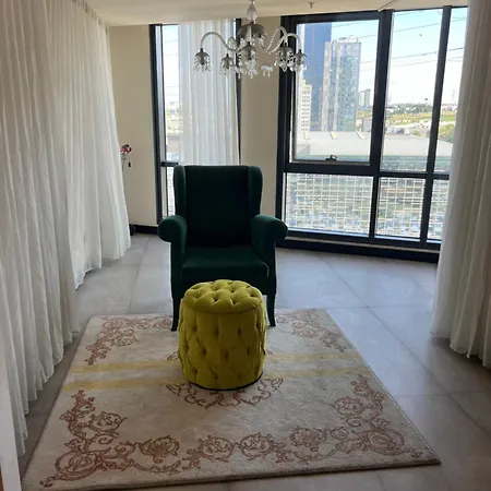 Apartman Dikkat Cekmesini *