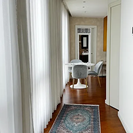 Apartman Dikkat Cekmesini Isztambul